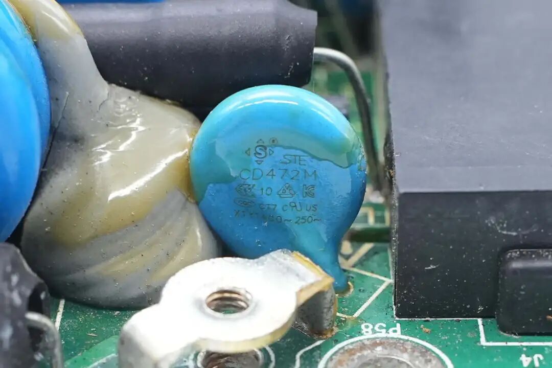 拆解报告:高斯宝电气15kW新能源汽车充电模块图31