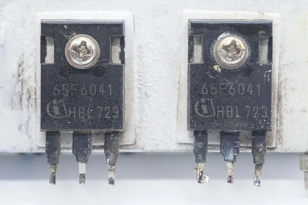 拆解报告:高斯宝电气15kW新能源汽车充电模块图120