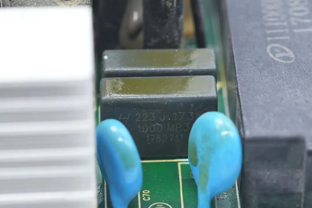 拆解报告:高斯宝电气15kW新能源汽车充电模块图149