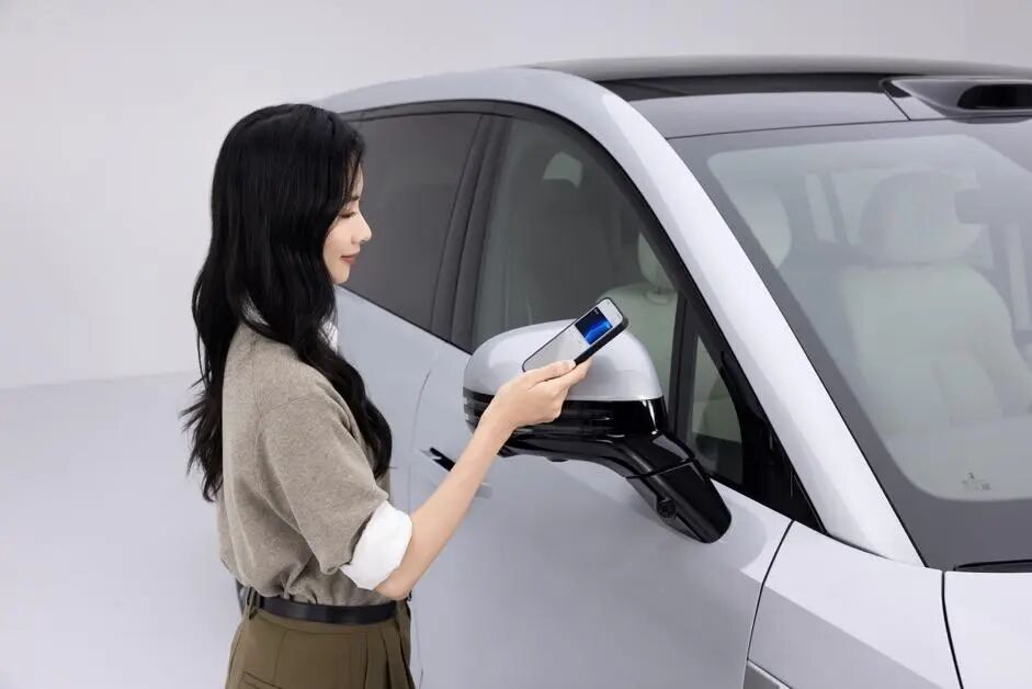 腾势N8L能否撬动BBA豪华车的潜在客户?图20