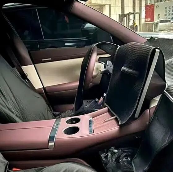 小米YU9全面曝光,年轻人第一台“路虎揽胜”来了图8