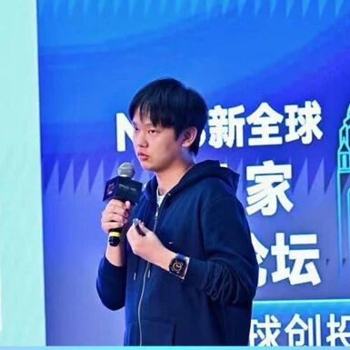 我，22岁，用AI帮4万学生备考，拿到赵长鹏投资