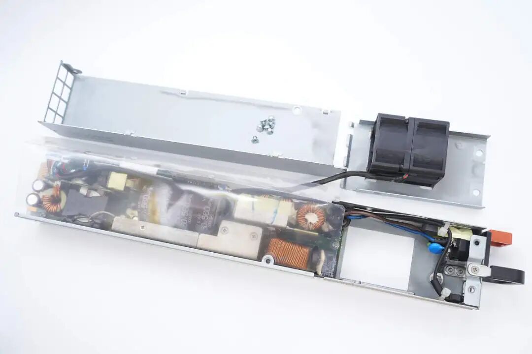 拆解报告:台达770W碳化硅服务器电源图16