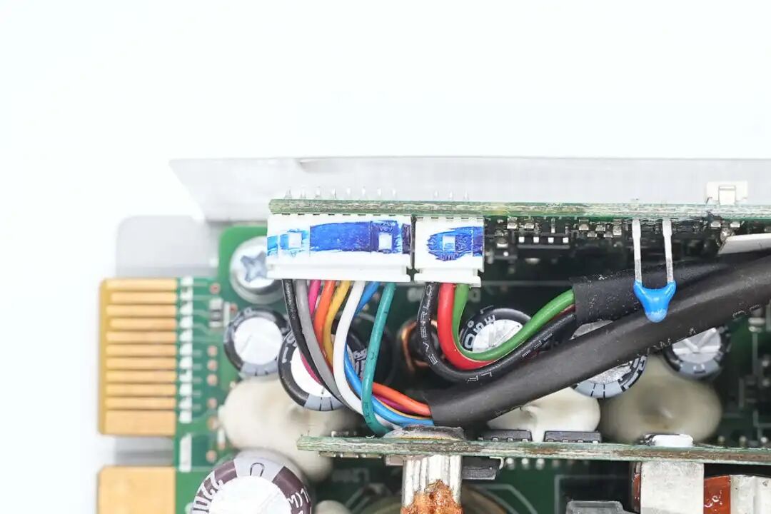 拆解报告:台达770W碳化硅服务器电源图20