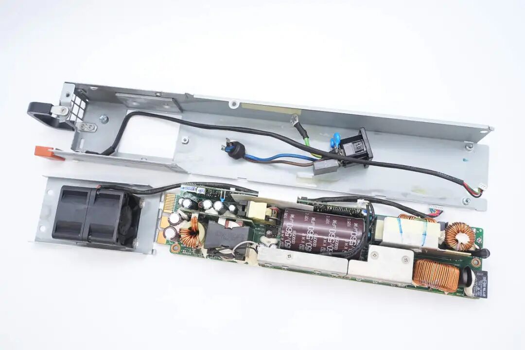 拆解报告:台达770W碳化硅服务器电源图22