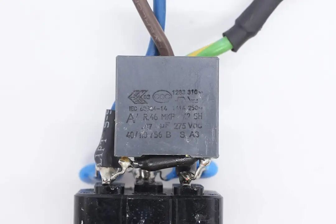 拆解报告:台达770W碳化硅服务器电源图25