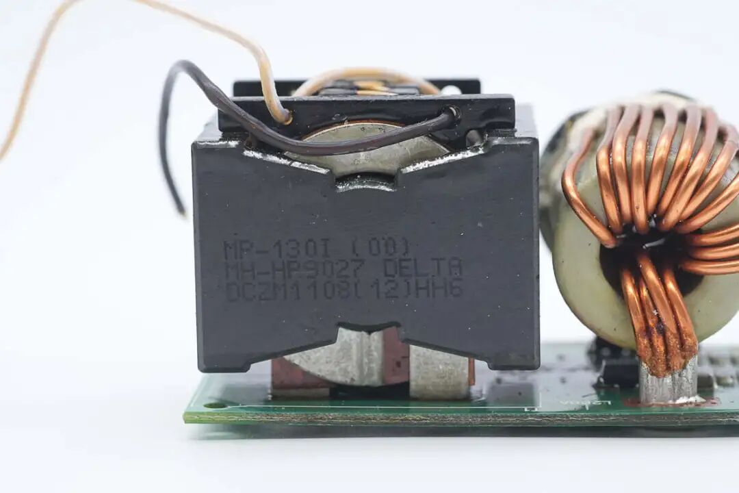 拆解报告:台达770W碳化硅服务器电源图65