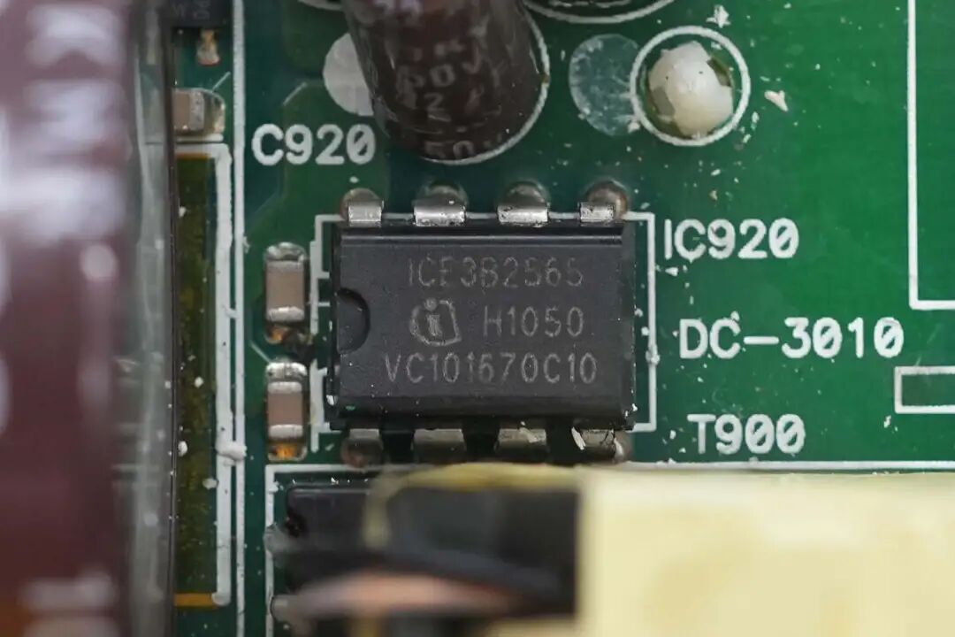 拆解报告:台达770W碳化硅服务器电源图74