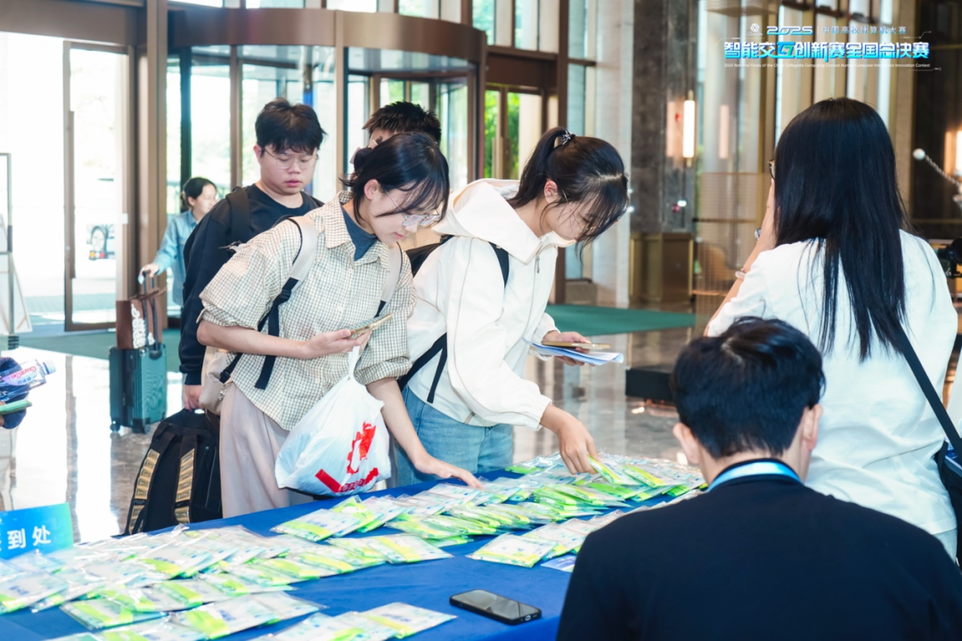 这群大学生，正在教 OPPO 做 AI 产品图3