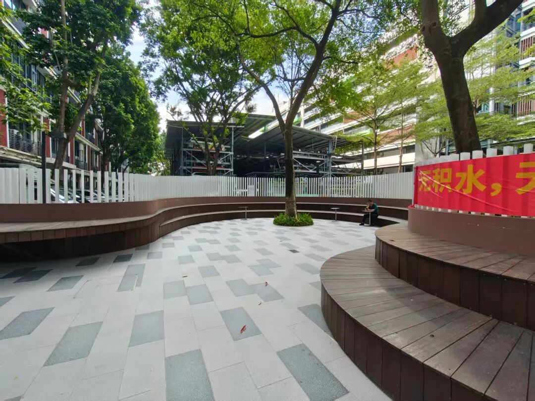 不到2000元！联想moto X70 Air上手：极致轻薄，却毫不妥协图11