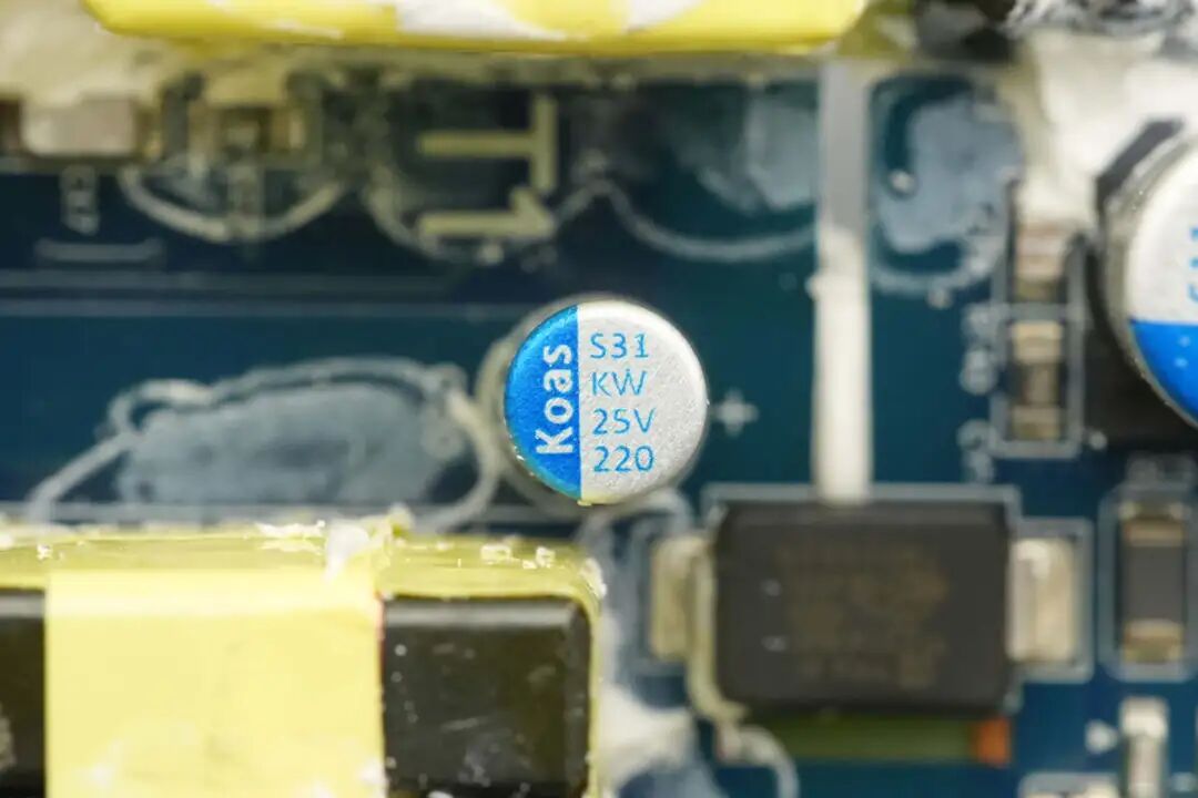 拆解报告:酷态科15号超级电能站图70