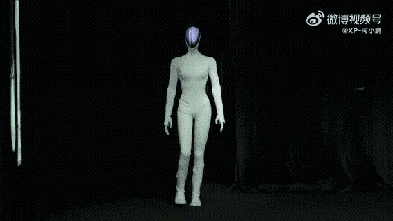 小鹏女机器人是真人?全网吵疯了,何小鹏扒皮回应图1