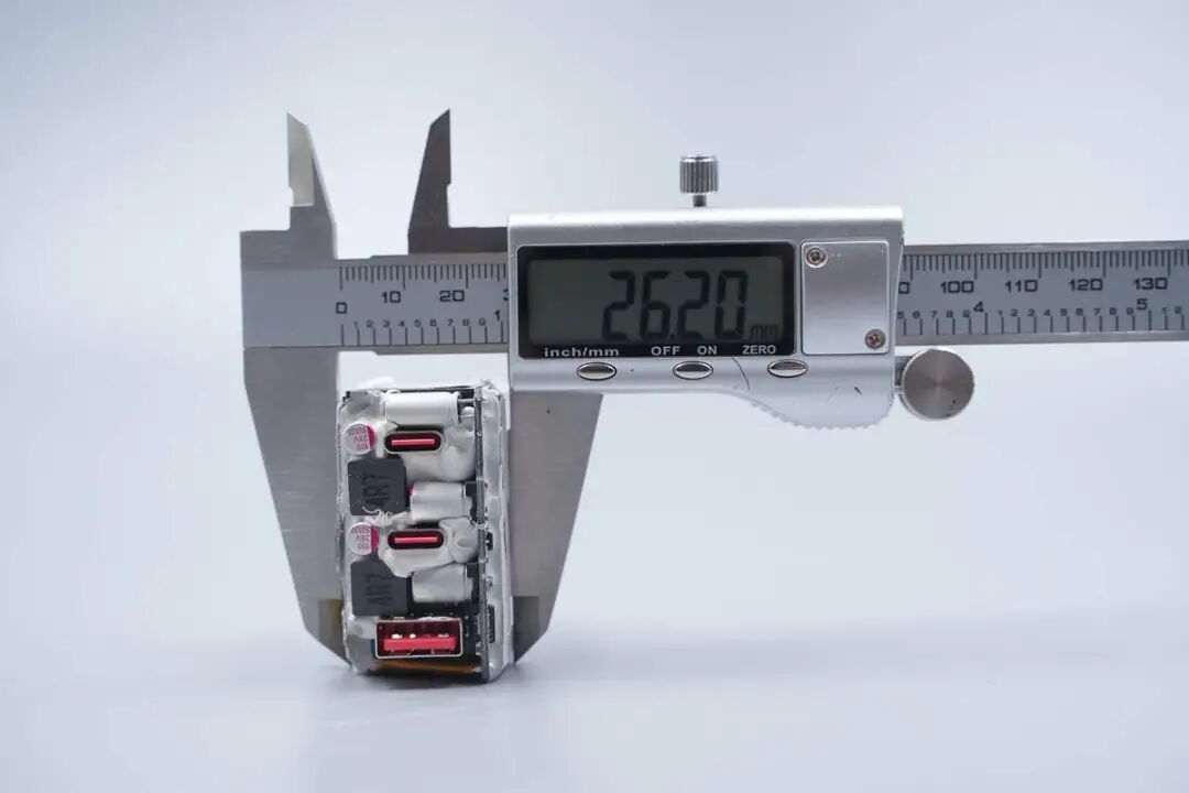 拆解报告:华硕a豆全能秒充100W氮化镓充电器ADOL AC100-050A图38