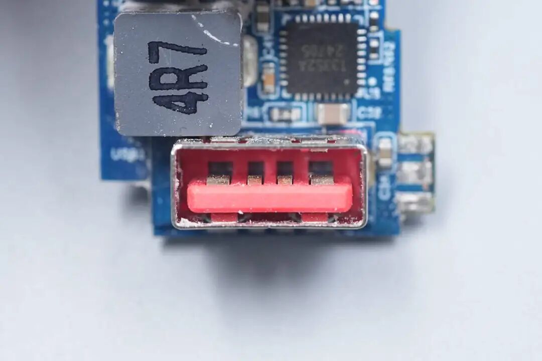 拆解报告:华硕a豆全能秒充100W氮化镓充电器ADOL AC100-050A图91