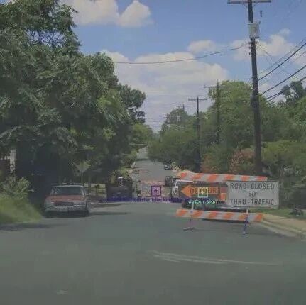 自动驾驶已经具备"思考"能力：Tesla FSD 14的推理觉醒