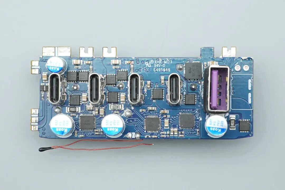 拆解报告：绿联速显充160W氮化镓充电器图96