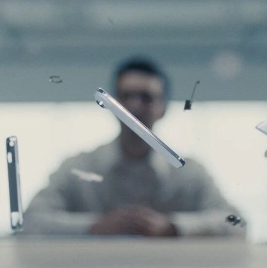 突发！iPhone Air 设计师离职，加入神秘 AI 创业公司