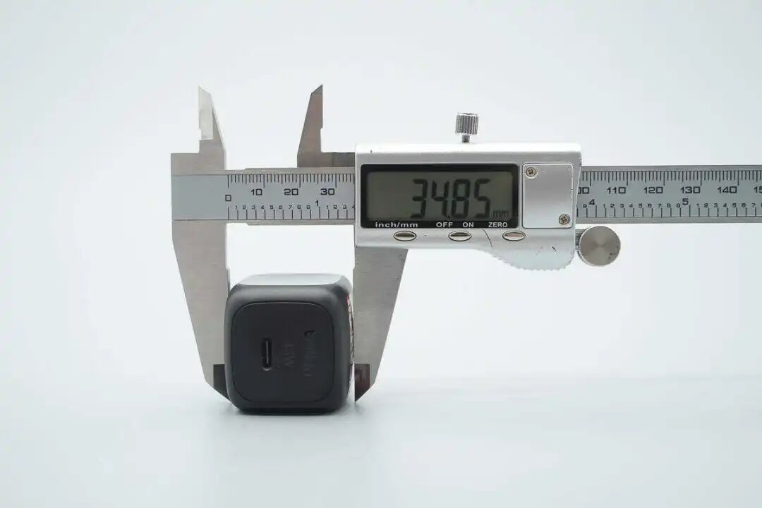 拆解报告:贝尔金蜘蛛侠限定款45W氮化镓充电器图14