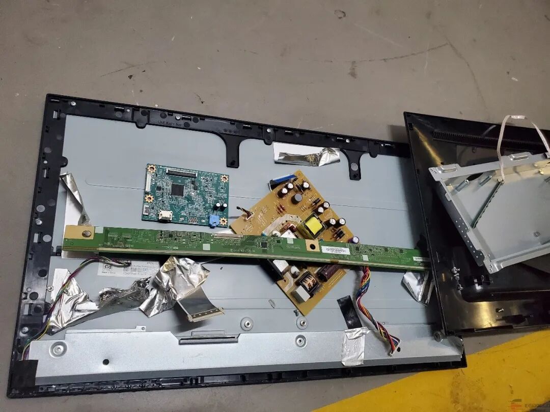 电子产品拆解平台:拆解华硕新款显示器:看看哪颗芯片炸了导致黑屏图42