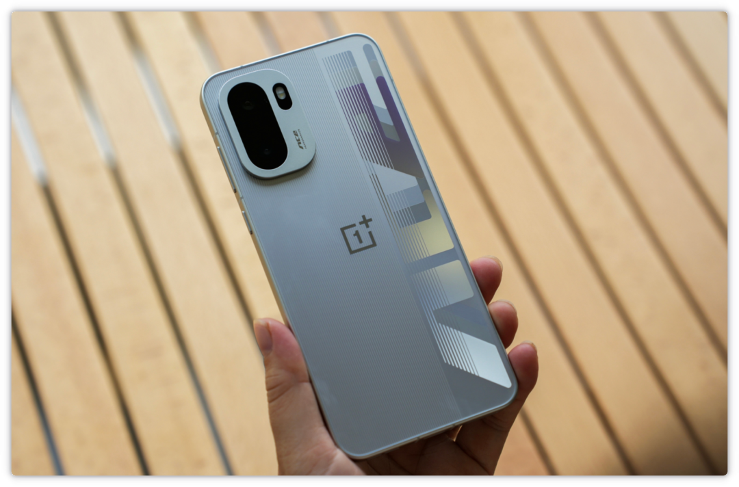 3000左右！四款&ldquo;诚意十足&rdquo;的直屏手机图6