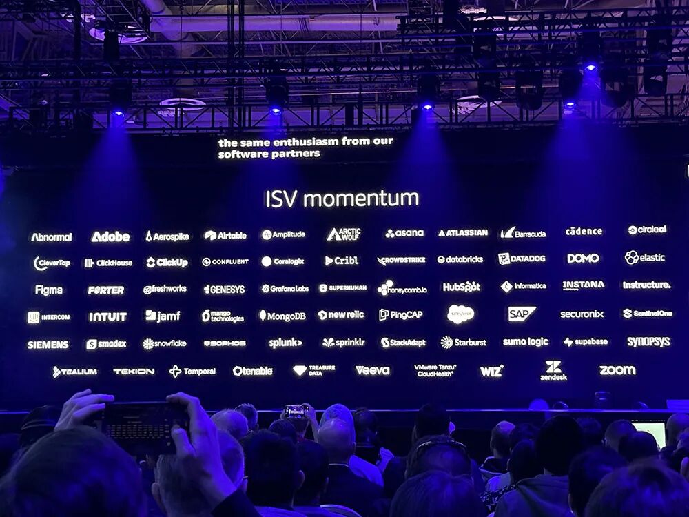 亚马逊最强服务器CPU登场！3nm、192核、暴增L3缓存，苹果力挺图8