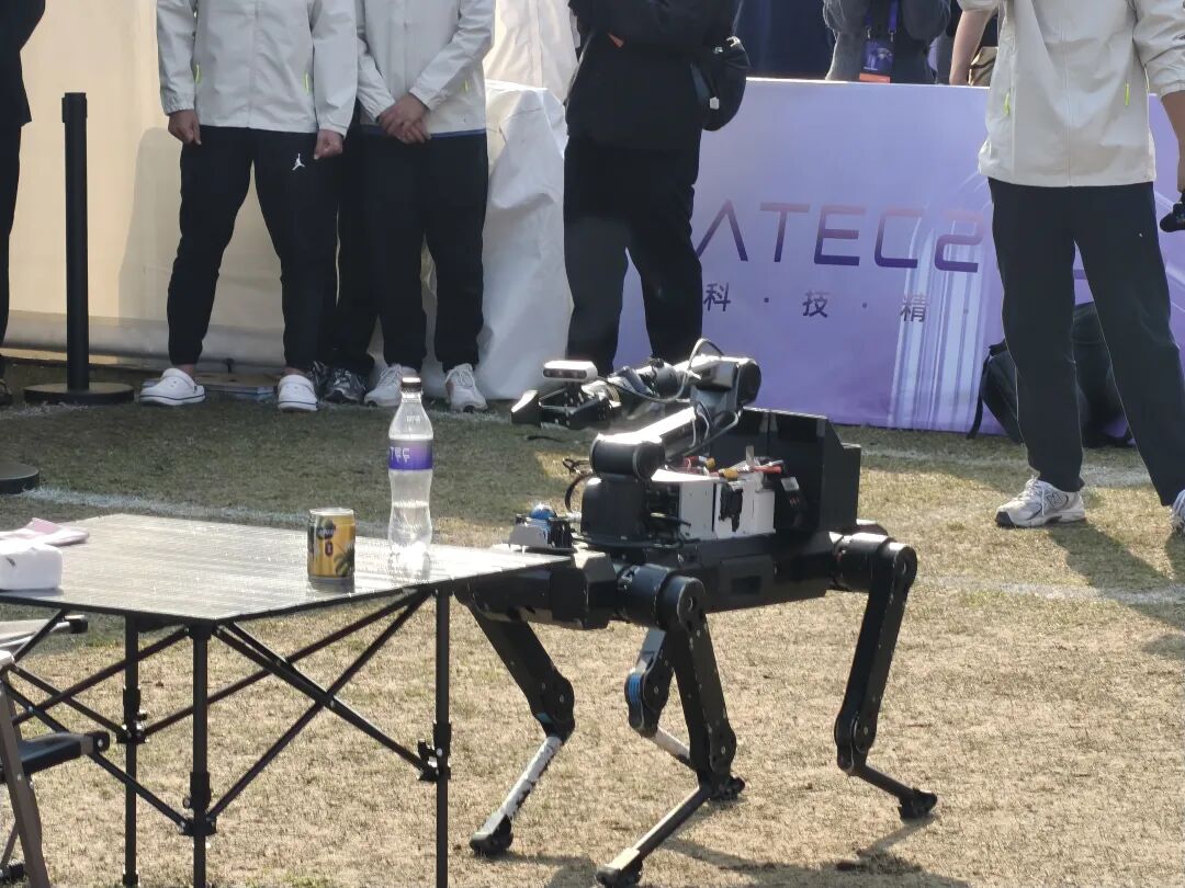 不满足于跳舞踢球！蚂蚁ATEC如何推动机器人走向真实物理世界？图4