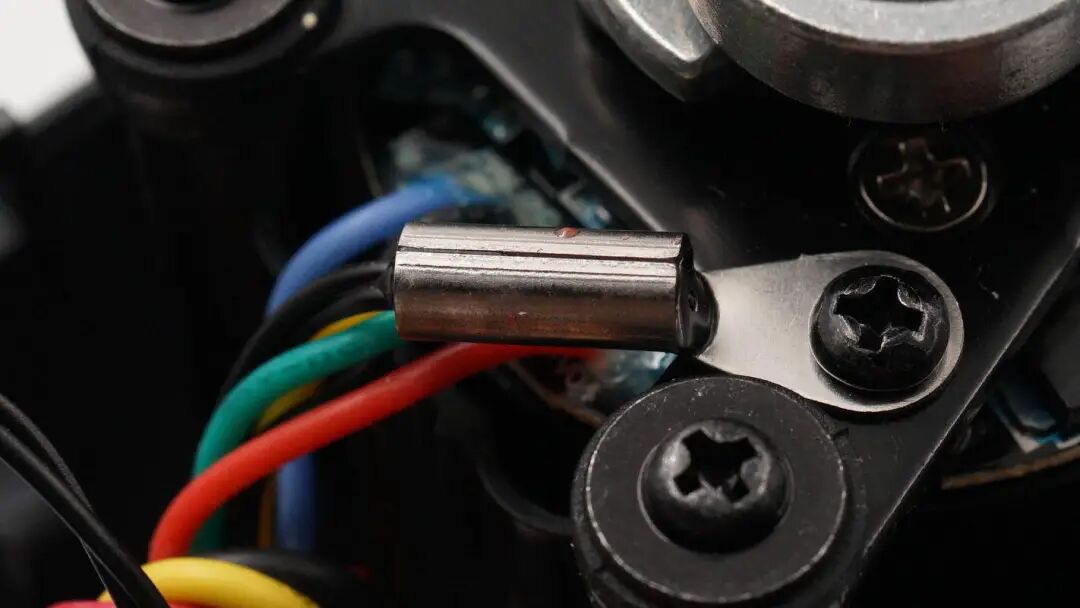 拆解报告：米家筋膜枪图30