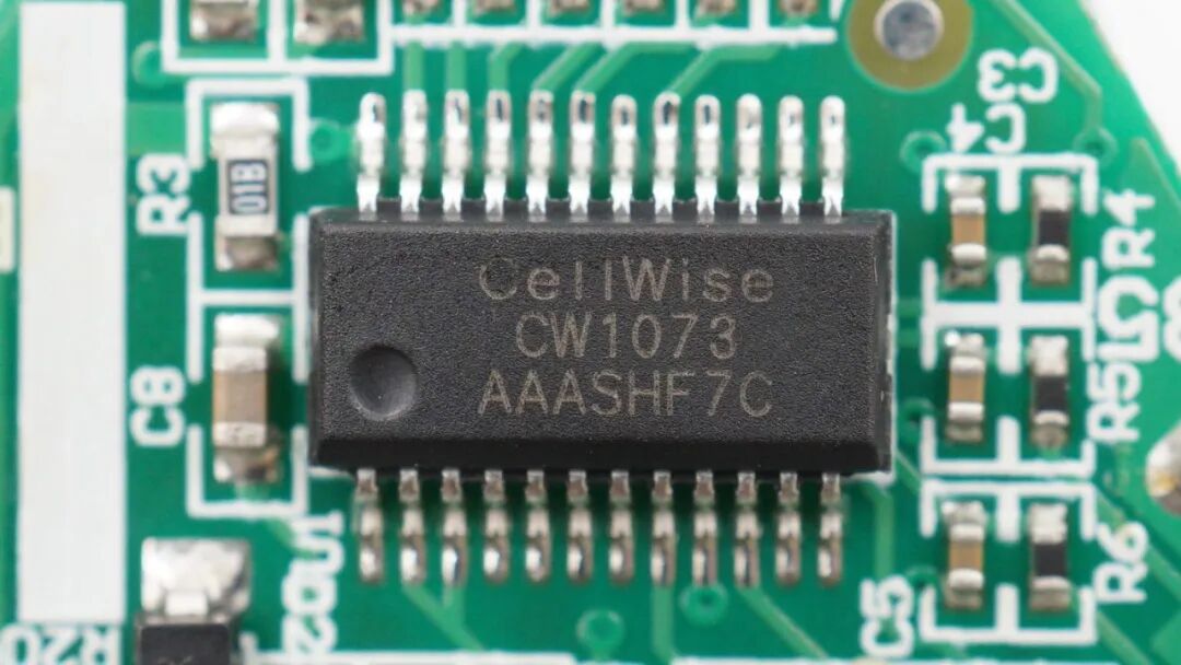 拆解报告：米家筋膜枪图45