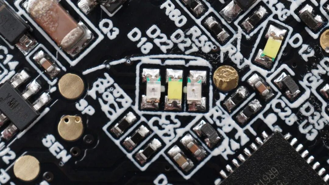 拆解报告：米家筋膜枪图67