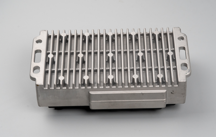 拆解一款电瓶车控制器：相电流采样居然用了这种办法？设计有点意思！图2