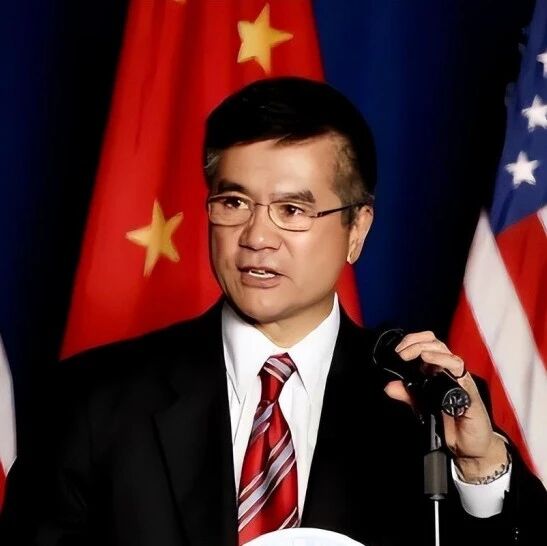 中芯2550亿订单取消，欧美光刻机三巨头陷“停工潮”，阿斯麦CEO首次表态