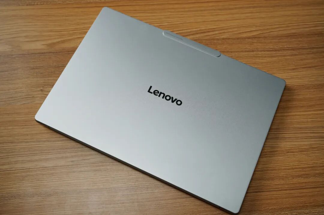 PC产业的2025：AI PC全面落地，厂商们最忙碌的一年图8