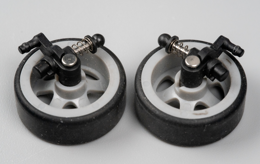 趁儿子睡着，偷偷拆了他价值350的跑车，没想到这车还带差速器！图20