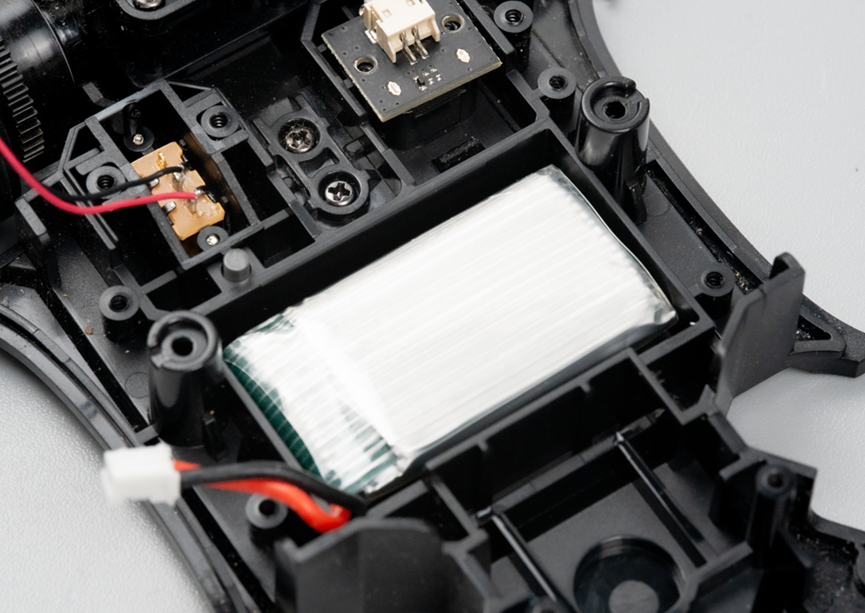 趁儿子睡着，偷偷拆了他价值350的跑车，没想到这车还带差速器！图40