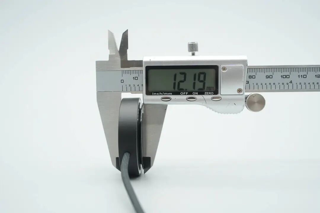 拆解报告：徕芬透明探索版扫振电动牙刷 i2图13