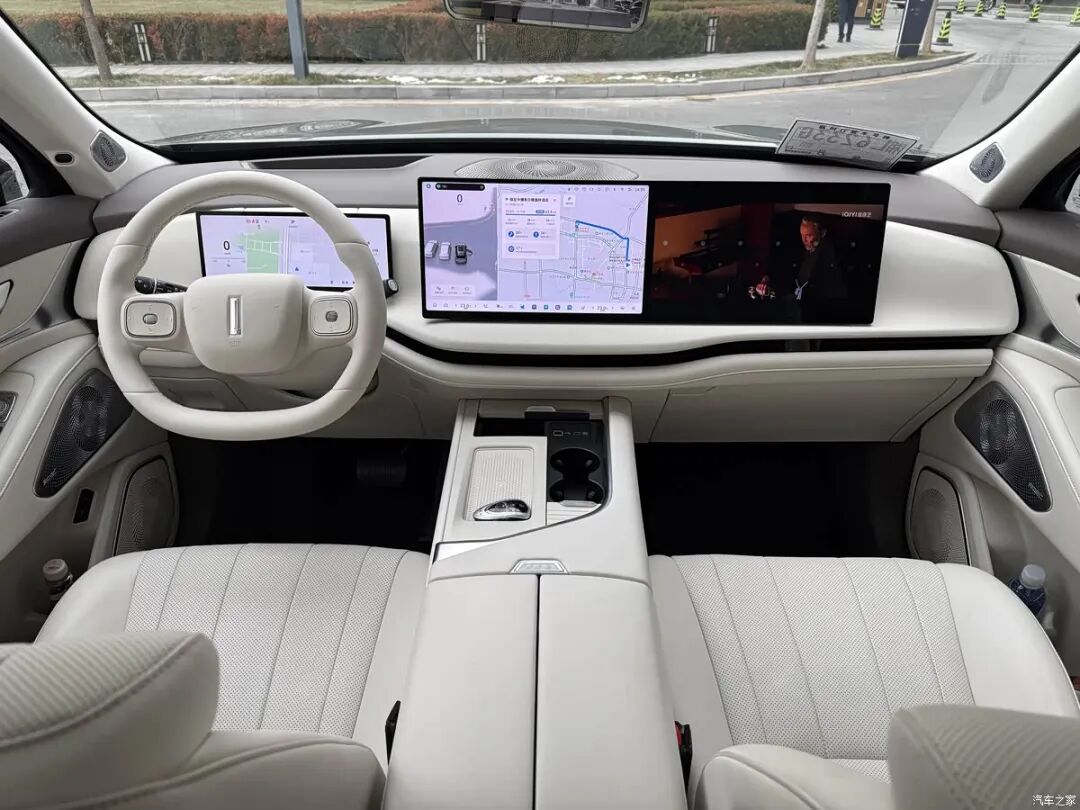 限时27.58万起！六座插混SUV ，选它还是理想i8、小鹏G9？图14