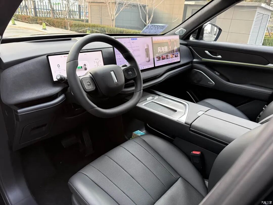 限时27.58万起！六座插混SUV ，选它还是理想i8、小鹏G9？图17