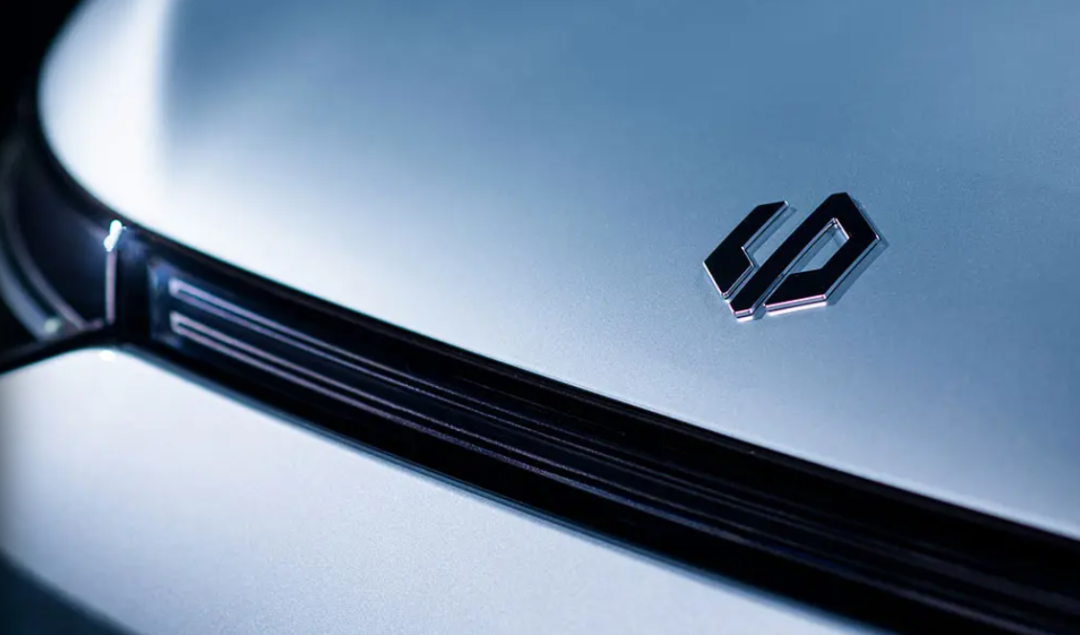 中兴通讯相关人士回应豆包AI手机，京东称被盗法国仓损失有出入，曝俞敏洪决定东方甄选接班人，零跑有望盈利，这就是今天的其他大新闻！图14