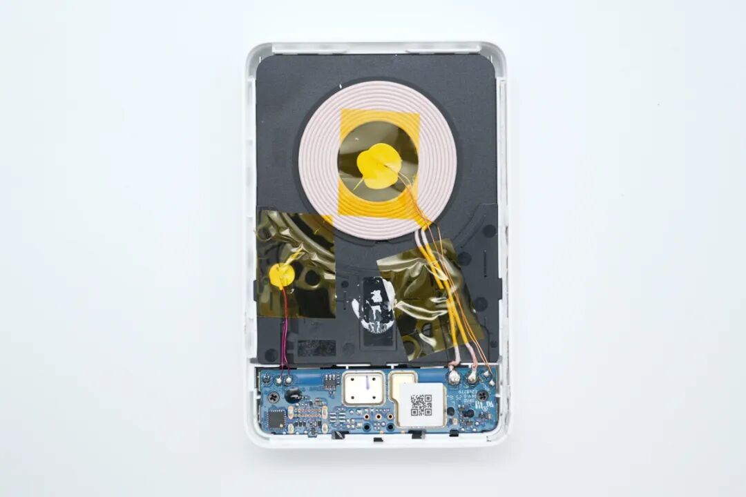 拆解报告：小米磁吸充电宝5000mAh 7.5W图26