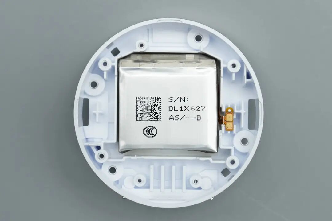 拆解报告：三星Galaxy Ring无线充电保护盒图25