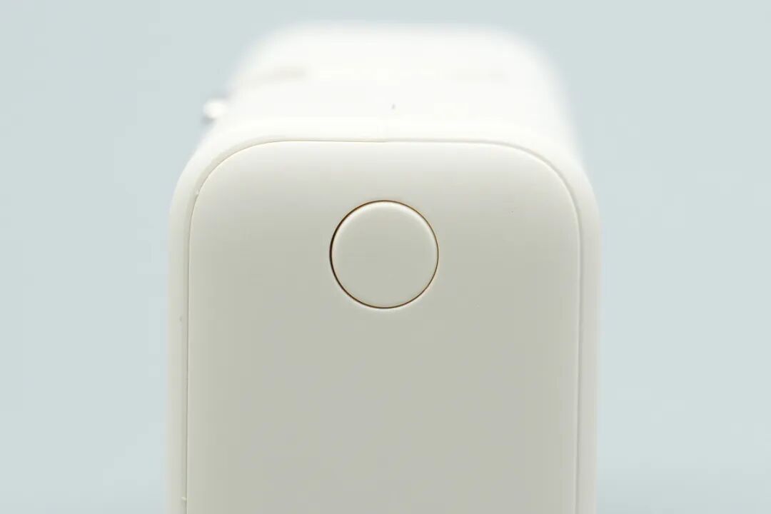 拆解报告：安克 Nano 22.5W 胶囊充电宝图13