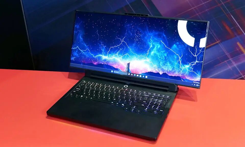 CES 2026｜颠覆想象，联想发布拯救者Pro卷轴屏概念游戏本图3