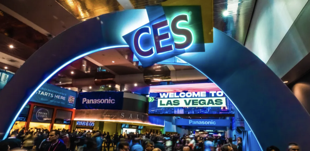 CES 2026 正式开幕；英伟达挑战特斯拉FSD，马斯克：希望他们成功；小米公布 KOL 事件处理结果｜极客早知道图3