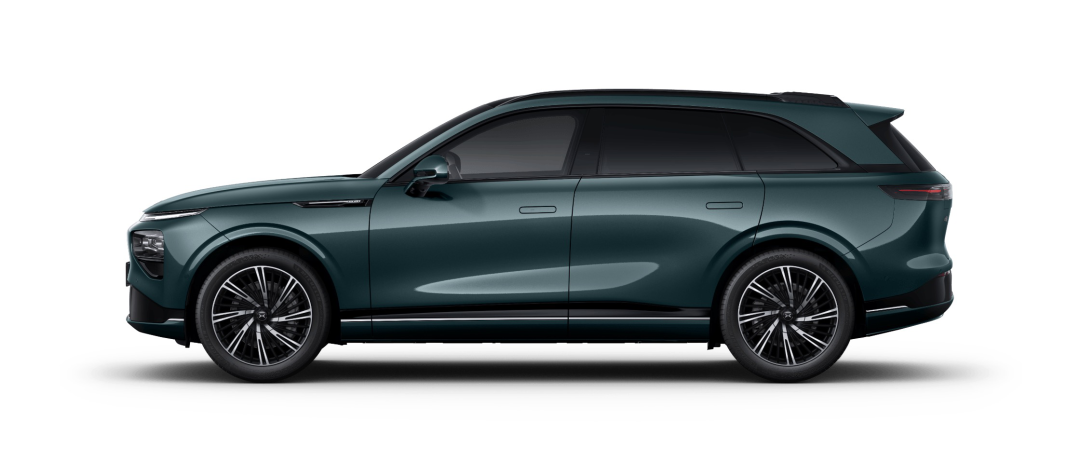 小鹏太狂了！4 款新车齐发，价格降到 17 万，续航干到 1704km ！图18