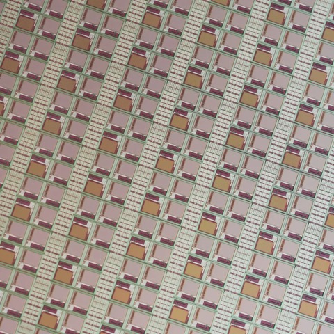 超高密度无线脑机接口问世：不扎针、不连线，单片成本仅25美元图10