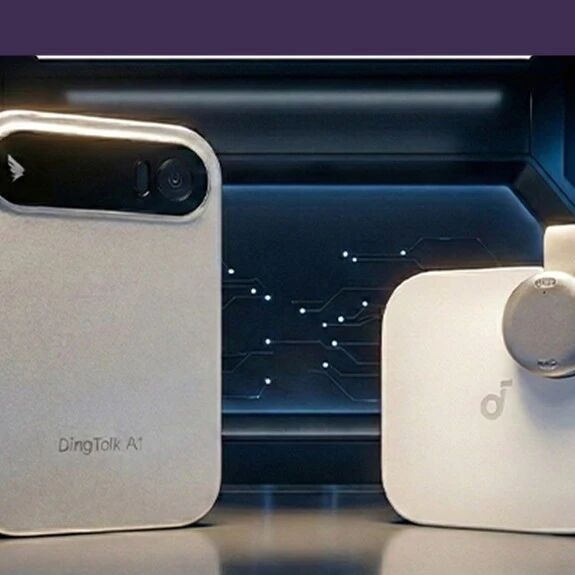 字节阿里开战！飞书豆 vs 钉钉卡，谁更好用？谁才是开会神器？