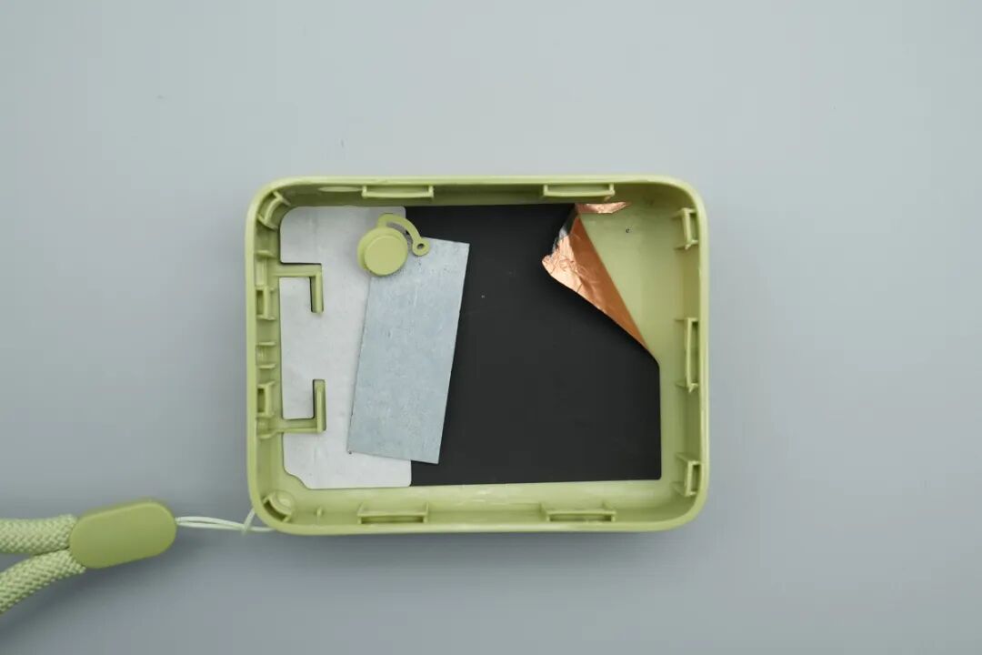 拆解报告：宏百纳10000mAh半固态电池移动电源图27