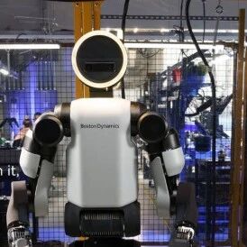 机器人要抢饭碗？现代汽车韩国工会怒怼人形机器人计划