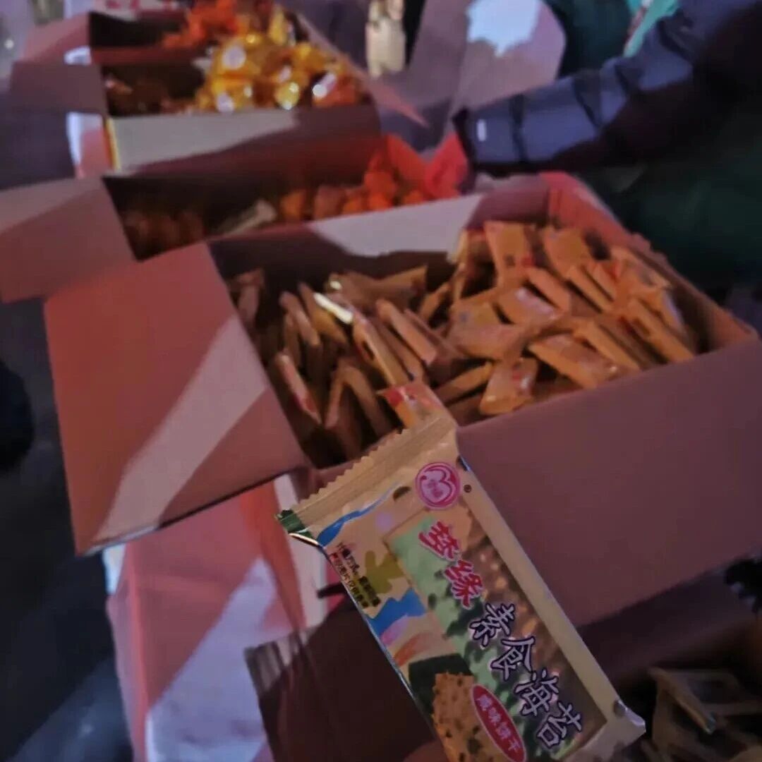 零跑年会遭员工吐槽：没空调、吃泡面、厕所也不够