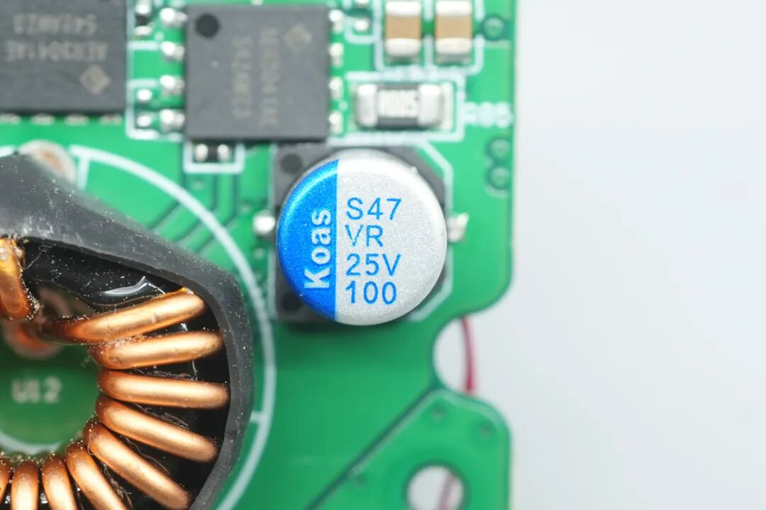 拆解报告：联想thinkplus 190W 20000mAh自带线移动电源图51